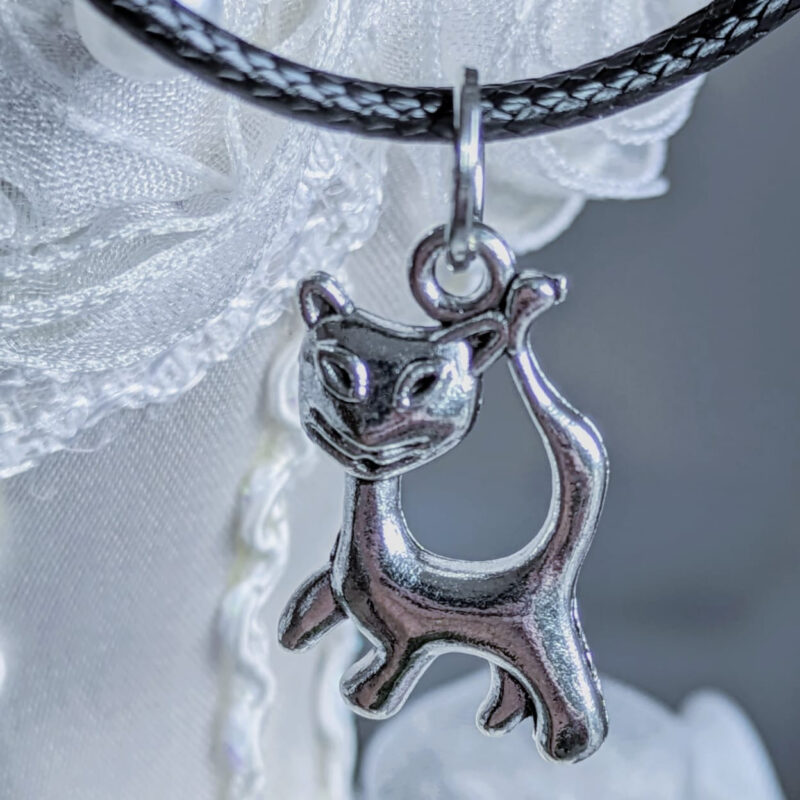 Lederband Halskette mit Metallverschluss und Anhänger Katze