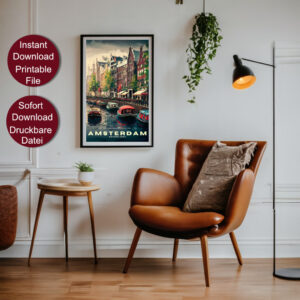 Gerahmtes Reise Poster mit einer typischen Szene in Amsterdam. Boote auf einem Kanal durch Amsterdam, an der Kaimauer entlang sind Straßencafés