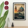 Retro Travel Poster von Dresden mit Blick auf die Elbe und historische Gebäude im Sonnenuntergang, betitelt mit 'DRESDEN GERMANY'.